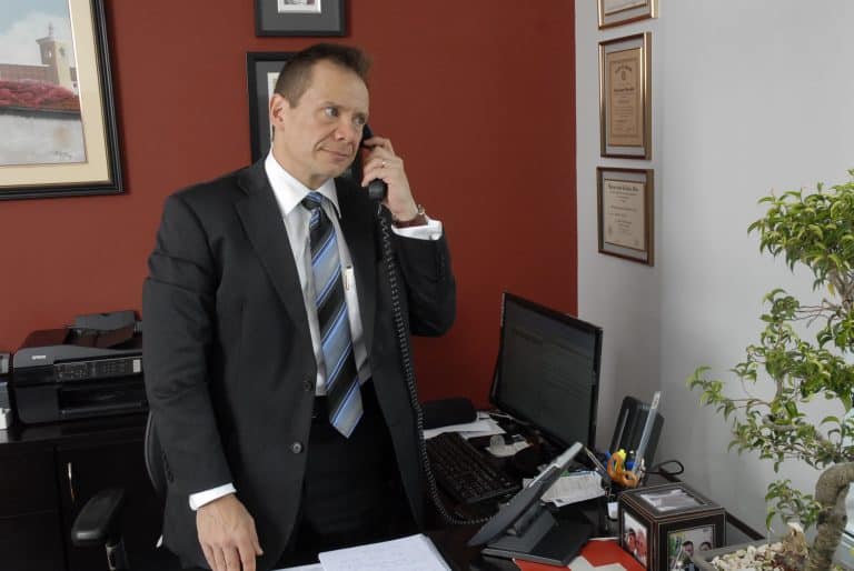 Lawyer and Notary Public in Costa Rica. Tax and real estate